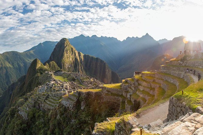 06 Day Andean Jewels of Cusco - Private Service - Machu Picchu day: early start, guided 2-hour visit, train back