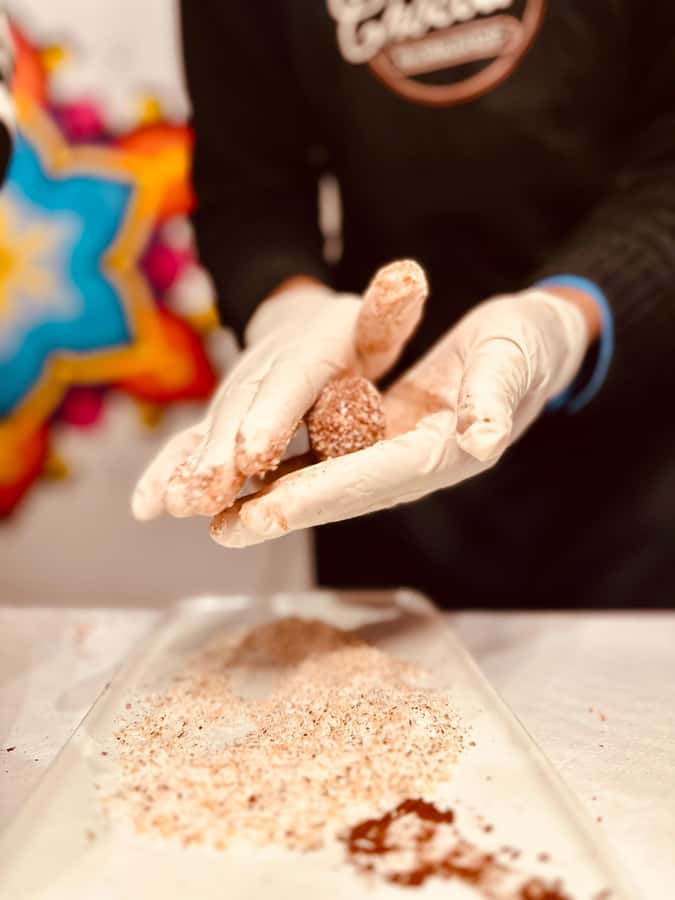 1.5h Cusco Chocolate Workshop - Truffles & Hot Chocolate - Rolling, Shaping, Coating, and the Tips That Make It Work