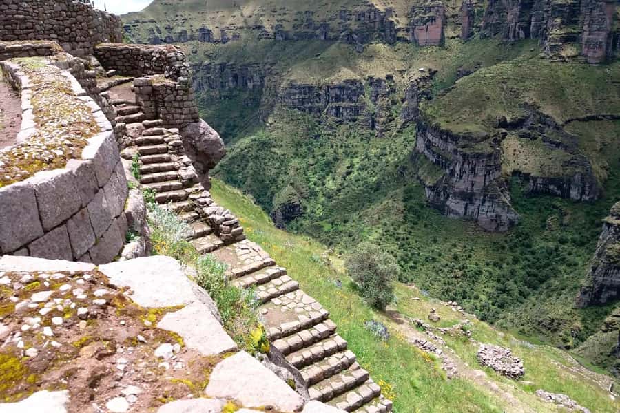 1 day excursion to Waqrapukara - What to bring: the essentials that keep the day smooth