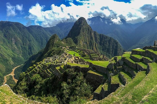2 Day Hiking Short Inca Trail to Machu Picchu - Why This Short Inca Trail Still Feels Like a Real Trek