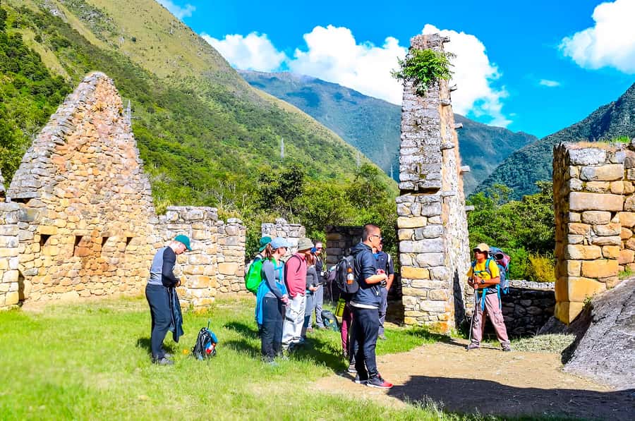 2-Day Inca Trail Hike to Machu Picchu & Panoramic Train - Chachabamba and Wiñay Wayna, the Inca trail stops that make it feel real