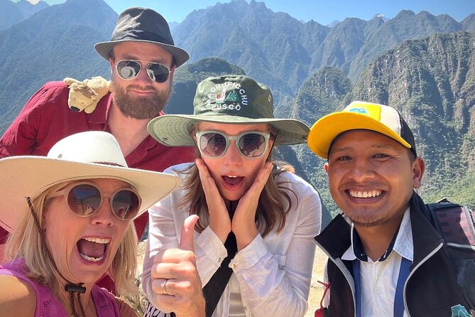 2-Day Machu Picchu Tour by train from Cusco ( All included ) - Inside Machu Picchu: a guided two-hour circuit that makes sense