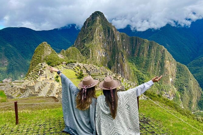 2-Day Machu Picchu Tour by train from Cusco ( All included ) - Choosing your climb: Machu Picchu Mountain, Huayna Picchu, or Sun Gate