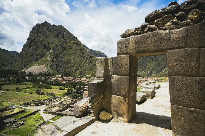 2 Day Sacred Valley and Machu Picchu Guided Tour from Cusco - Ollantaytambo: the Inca system you can actually picture