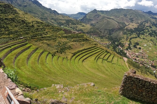 2-Day Tour: Sacred Valley & Machu Picchu – All Tickets Included - Ollantaytambo train ride: Vista Dome or standard, both are worth it