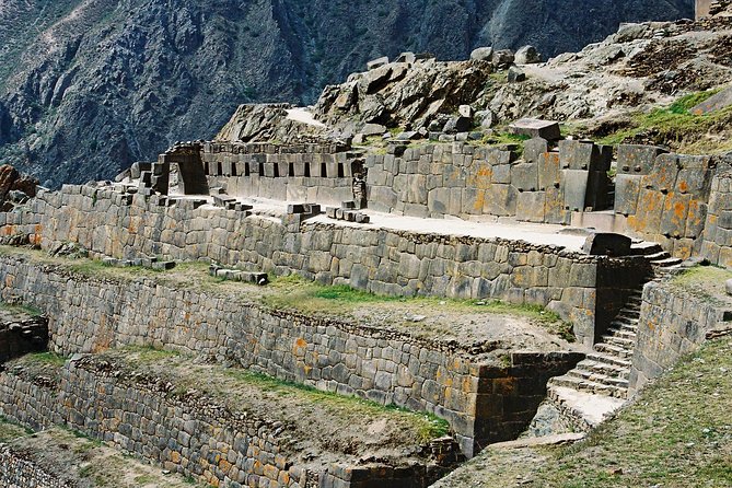 2 Days : Sacred Valley Conection Machu Picchu || Private Tour || - Train to Aguas Calientes: Setting Up the Best Machu Picchu Timing