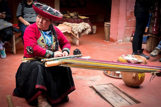 4 day - Bucketlist Cusco: Rainbow Mtn, Machu Picchu, Sacred Valley, Humantay - Price and value: what $975 buys you, and what it does not
