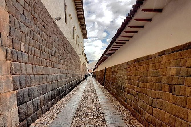 4-Day Excursion to MachuPicchu & Rainbow Mountain & City tour || All Included || - Day 4 in Cusco: Cathedral time, plus optional pisco sour add-on