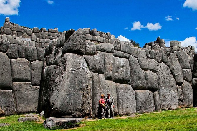 4-Day Excursion to MachuPicchu & Rainbow Mountain & City tour || All Included || - What the group size and guides change for you