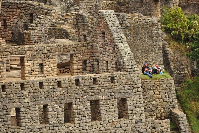 4-Day Lares Trek to Machu Picchu from Cusco - Day 3 Shift: From Trek Finishing into Ollantaytambo and Train to Aguas Calientes