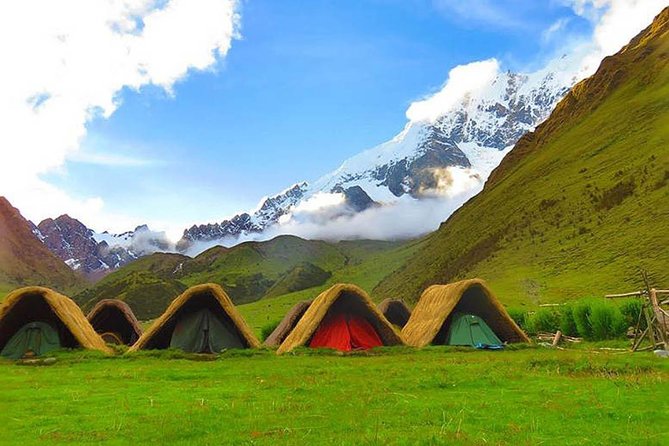 5-Day: Salkantay Trek to Machupicchu and Humantay Lake - Day 1: From bus rides to Humantay Lake at 4,200 m