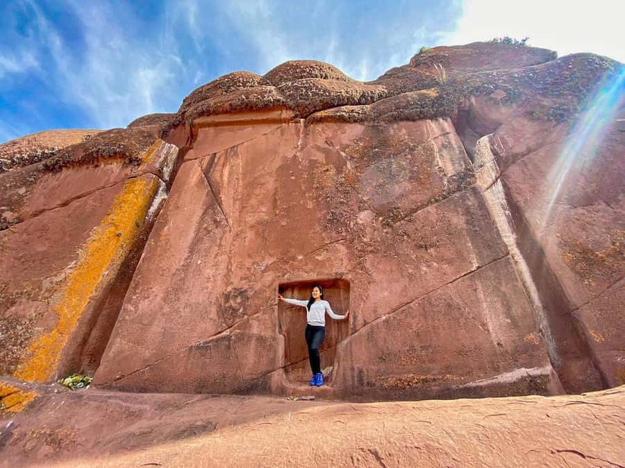 5h tour from Puno to Aramu Muru portal and Inca Ruins - Molloco chullpas: Lupaca funerary towers with less noise