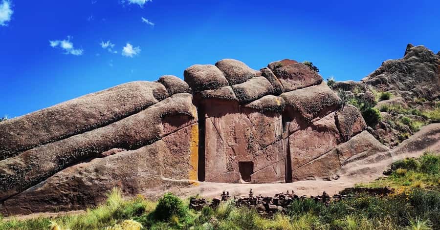 5h tour from Puno to Aramu Muru portal and Inca Ruins - Price value at $73 per person for a 5-hour half-day