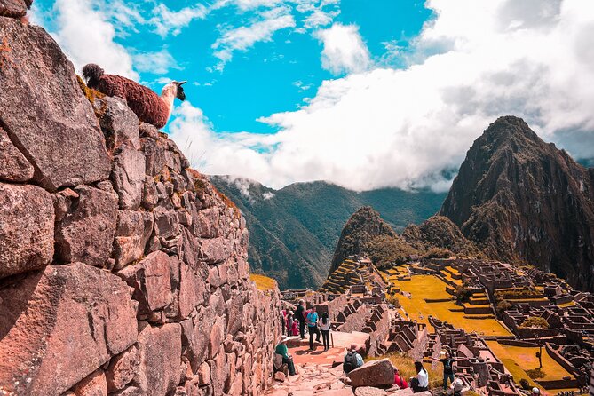 6-Day Tour of Cusco Magico-Machu Picchu-Rainbow Mountain - Day 1 in Cusco: Qoricancha, Sacsayhuaman, Q’enqo, Tambomachay