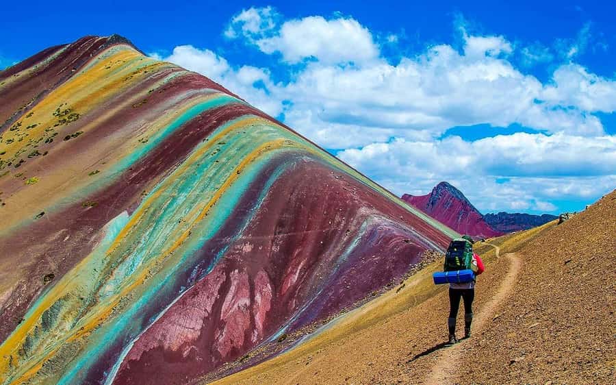 7 Colors Mountain - From Parking Lot to the Top, About One Hour of Walking