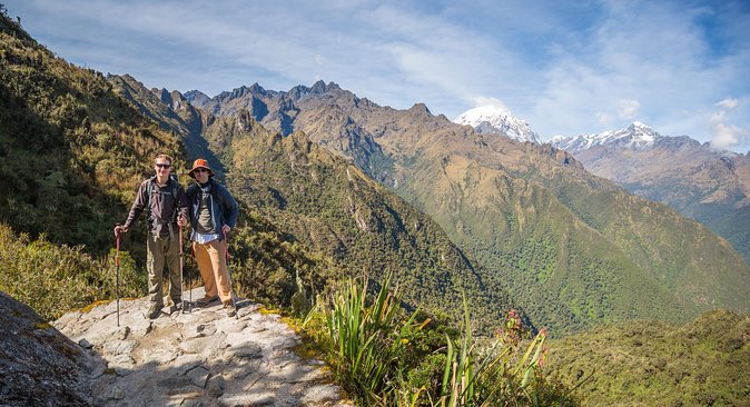 7-Day: Inca Trail Trek to Machu Picchu Group Tour - Puyupatamarca and Wiñay Wayna: Cloud Forest Steps Toward the Finale