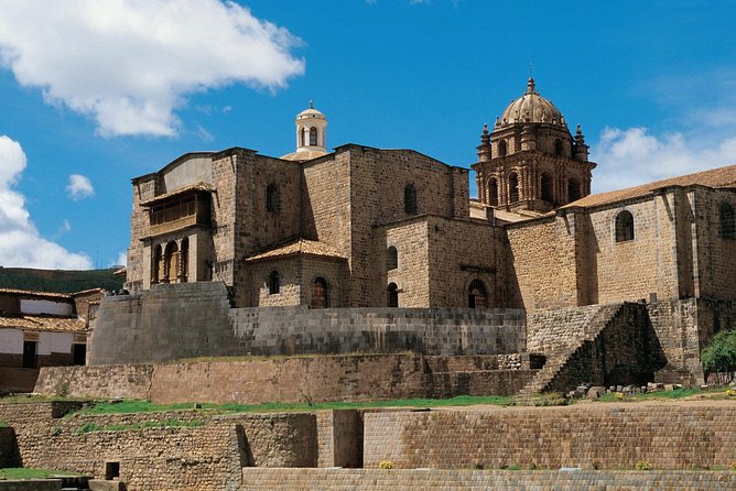 8-Days Peru, The Rise of the Inca Empire - Sacred Valley Day 3: Pisac ruins plus artisan culture you can actually shop