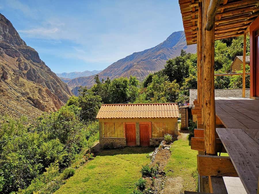 Arequipa: 2-day Colca Canyon Trekking, Ending in Puno - Day 1: Arequipa pickup, Chivay breakfast, and the Cruz del Cóndor condor show