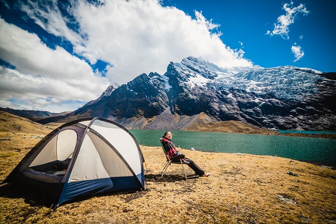 Ausangate and Rainbow Mountain Trek – 3 Days / 2 Nights - Day 3: Vinicunca early, then lunch and back to Cusco