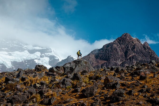 Ausangate and Rainbow Mountain Trek – 3 Days / 2 Nights - The early pickup and 5:00 am timing that actually matters