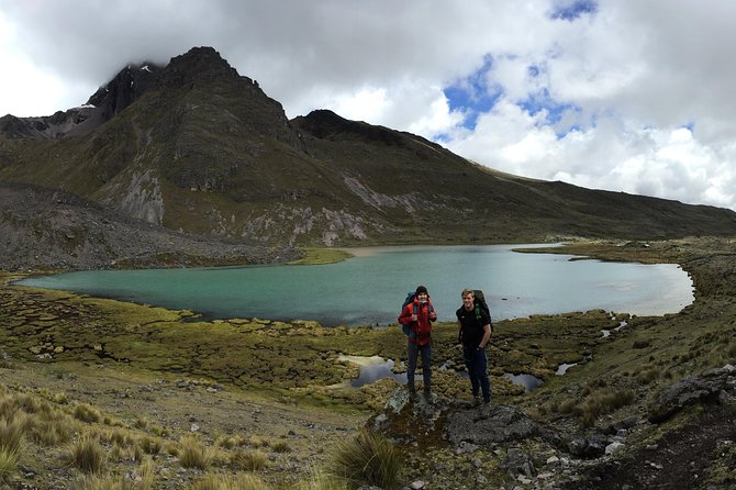 Ausangate Trek 5 Days - Day 5: weaving, local food ceremony, and the drive back to Cusco