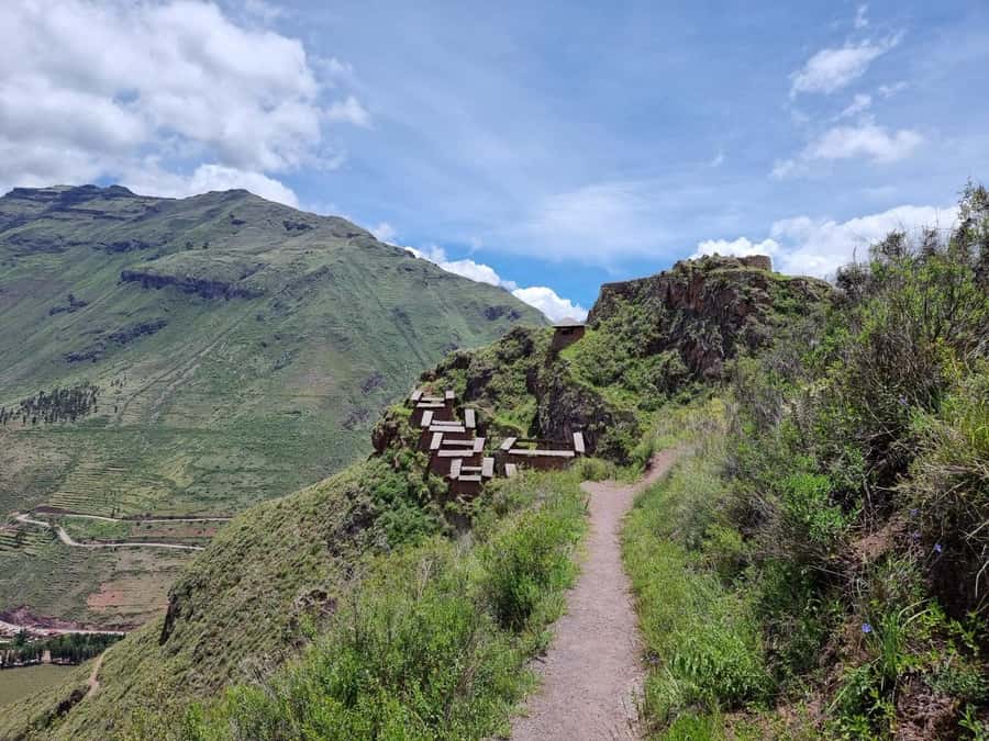 City Tour Cusco & Valle Sagrado Pisac mas Almuerzo - Pisac Town and Market: Textiles, Ceramics, Jewelry