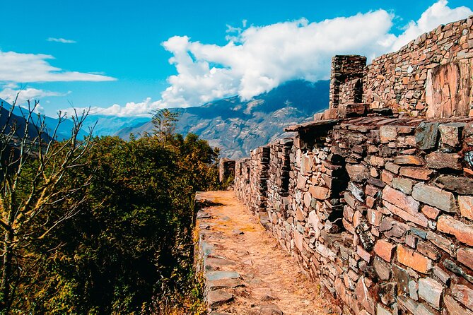 Classic Choquequirao Trek – 5 Days / 4 Nights - Day 2: The Playa Rosalina Drop, Zigzags to Marampata, and Canyon Sunset