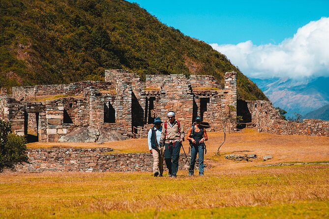 Classic Choquequirao Trek – 5 Days / 4 Nights - Day 5: Capuliyoc Goodbye, Saywite Monolith, and Cconoc Hot Springs
