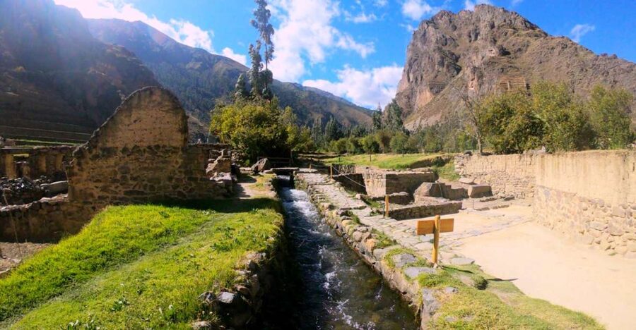 Classic Sacred Valley full day - Urubamba lunch by the Vilcanota River, with a real Peru-food break