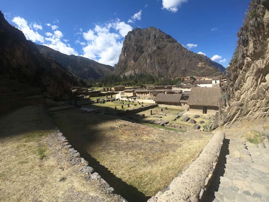 Classic Sacred Valley full day - Chinchero after the ruins: textiles first, then archaeology