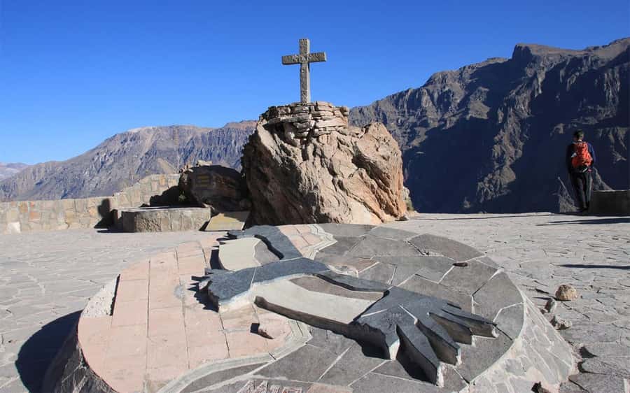 Colca Canyon Day Trip: From Arequipa to Puno - Chivay lunch time: useful, but not the meal you can count on