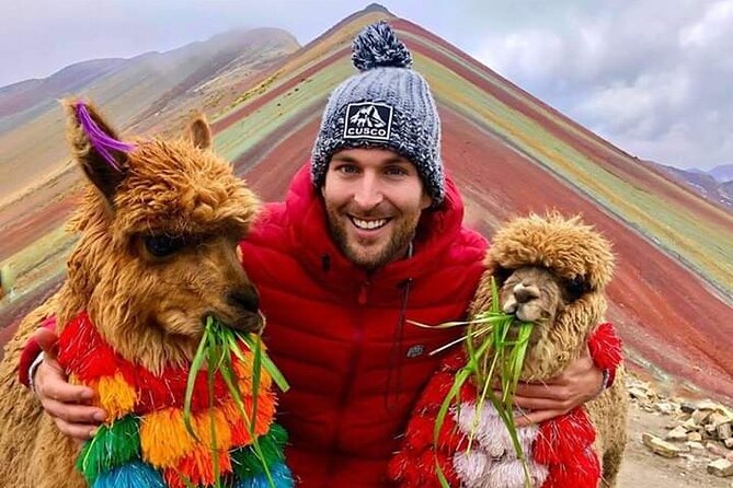 Colorful Mountain In The Cusco Region - Cusipata breakfast and Pulawasipata stop: your altitude warm-up