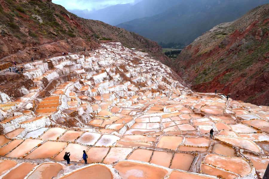 Cusco: 6-Day Andean Jewels Experience - Sacred Valley Day: Chinchero textiles, Moray terraces, and Maras salt pools
