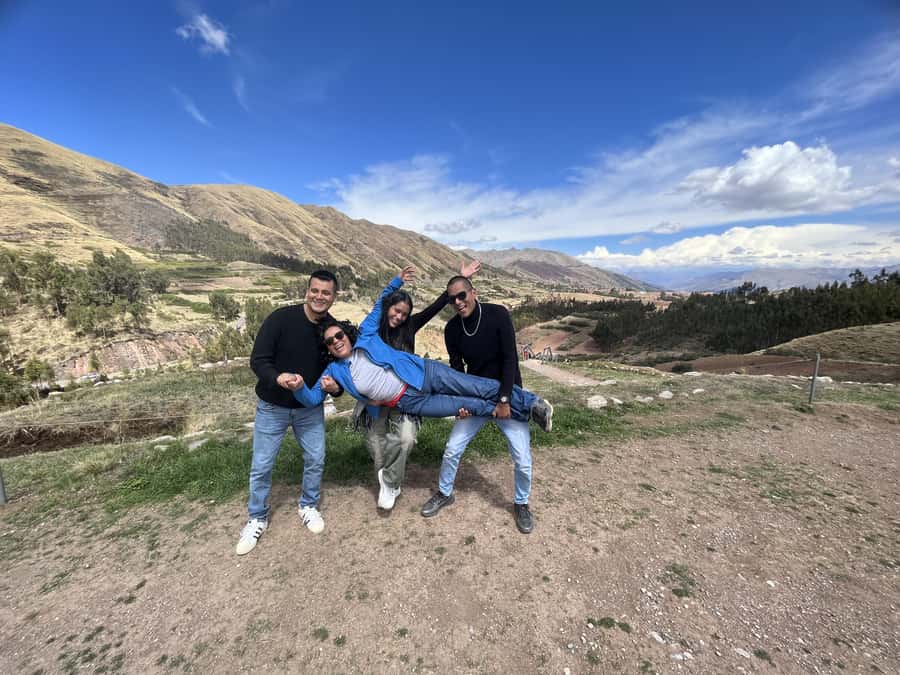 Cusco: Archeological Sites Tour and Forest Photo Experience - Tambomachay: the baths of the Incas and the cult of water idea