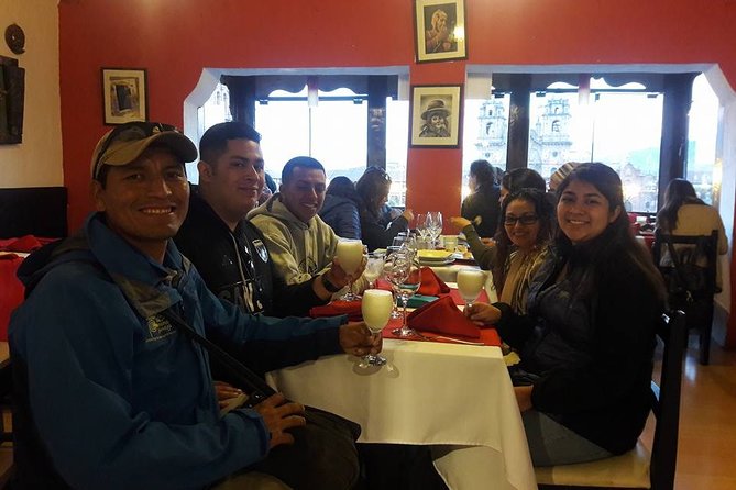 Cusco by Night: Planetarium Cusco, Dinner, and Pisco Sour - Plaza de Armas Cuzco: Your Easy Start Before the Sky