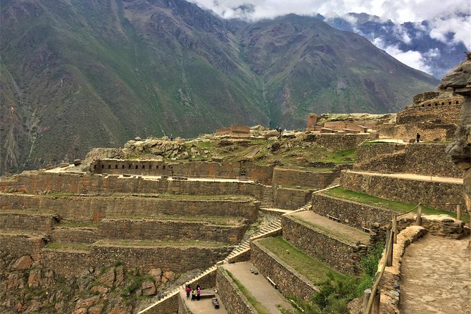 Cusco City Tour with Sacsayhuaman & Inca Sites – Small Group - Q’enqo: carved rock rituals and the meaning behind the name