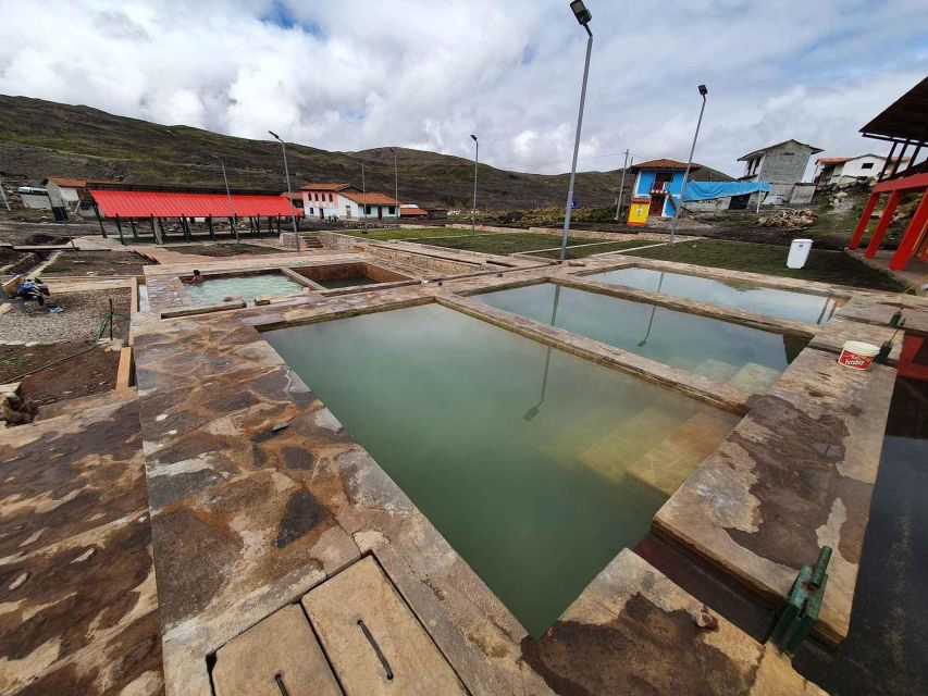 Cusco : full day 7 lagoons with lunch - Comfort, group size, and who this tour fits best