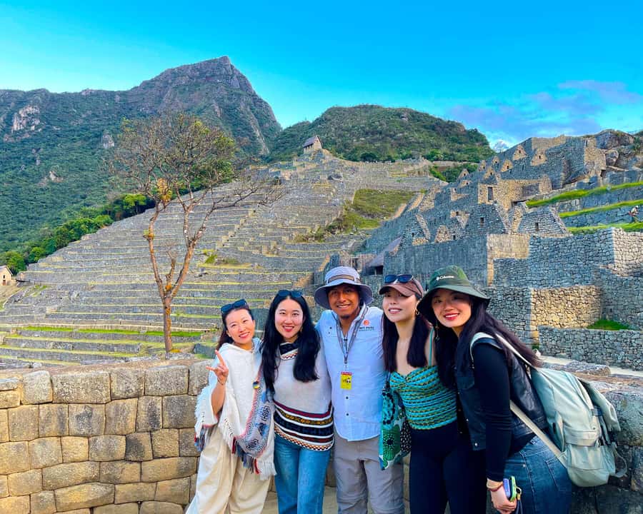 CUSCO: Full Day All Included Private Machu Picchu Experience - Cusco pickup and the early push toward Ollantaytambo