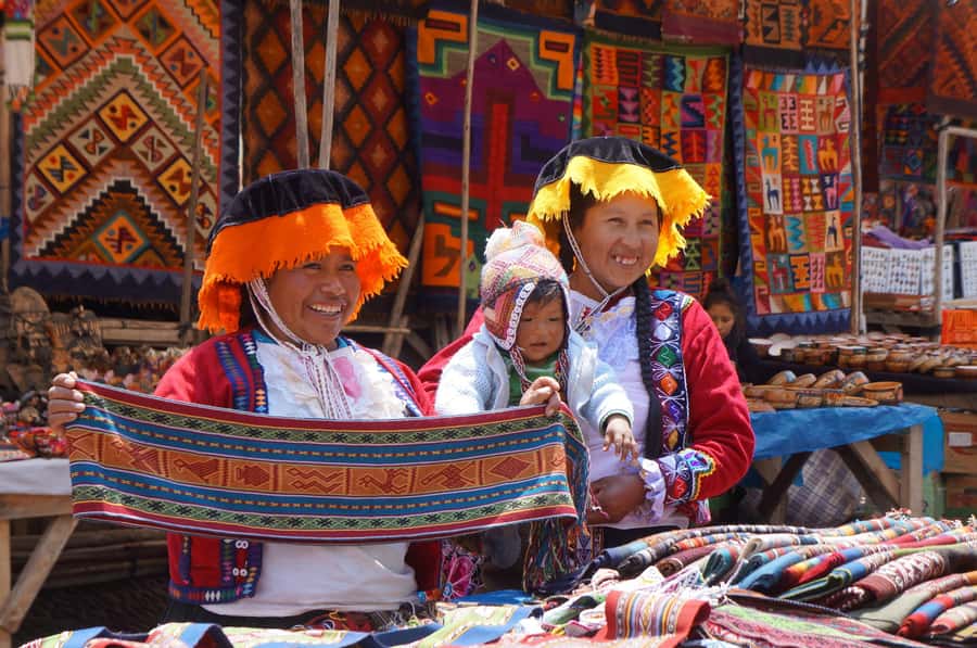 Cusco: Full-Day Sacred Valley and Maras Tour - Písac ruins and the nearby craft market to finish strong