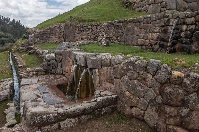 Cusco Half Day City Tour: Four Ruins - Stop 3: Puka Pucara, the red fort with water features and Inca-road hints