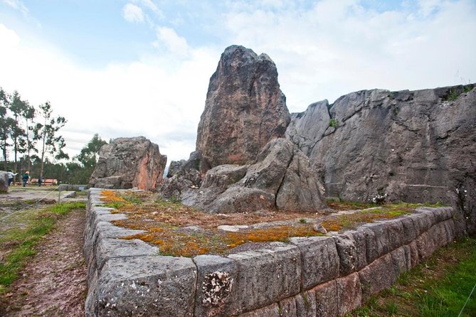 Cusco Half Day City Tour: Four Ruins - Stop 4: Tambomachay, El Baño del Inca and terraces fed by a constant spring
