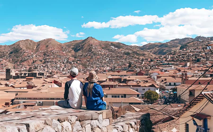 Cusco: Historic Walking Tour with Pisco Sour and Music Show - Qoricancha and the 12 and 13 angled stones: the details that make it click