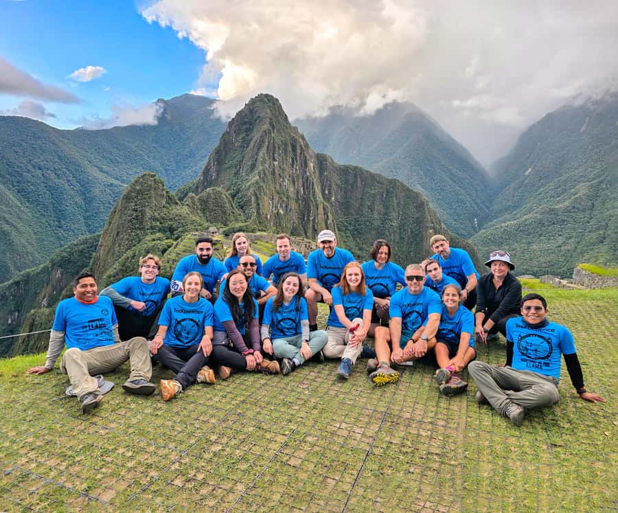 Cusco: Machu Picchu 2-Day Inca Trail with Panoramic Train - From Cusco dawn pickup to Km 104: the ride that sets the tone
