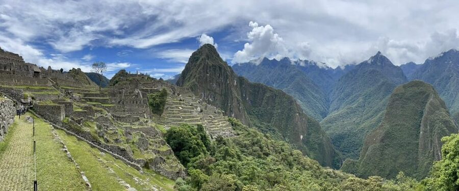Cusco: Machu Picchu Day Trip with Train + Entrance ticket - Practical packing list and photo rules at Machu Picchu