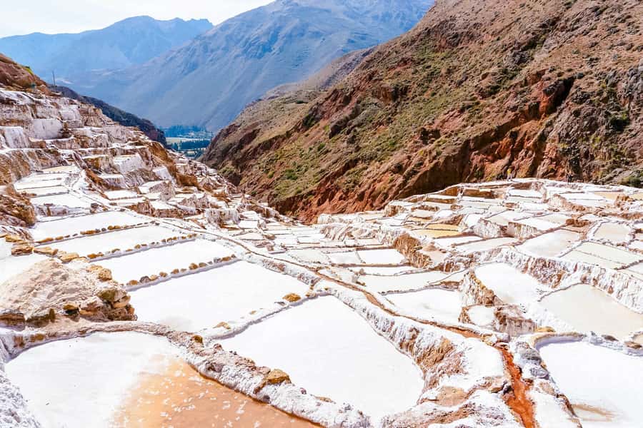 Cusco: Maras and Moray Tour ending in Ollantaytambo - The 6-hour Sacred Valley route that ends at Ollantaytambo Plaza