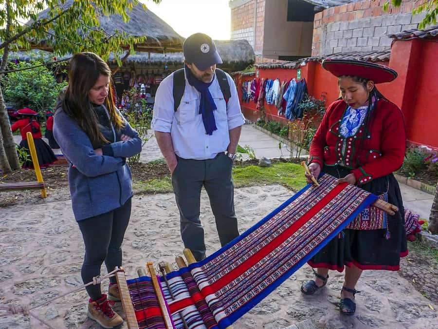 Cusco: Moray, Maras Salt Mines, and Chinchero Weavers Tour - Cusco Pickup to Chinchero, Then Straight Into Weaving Culture
