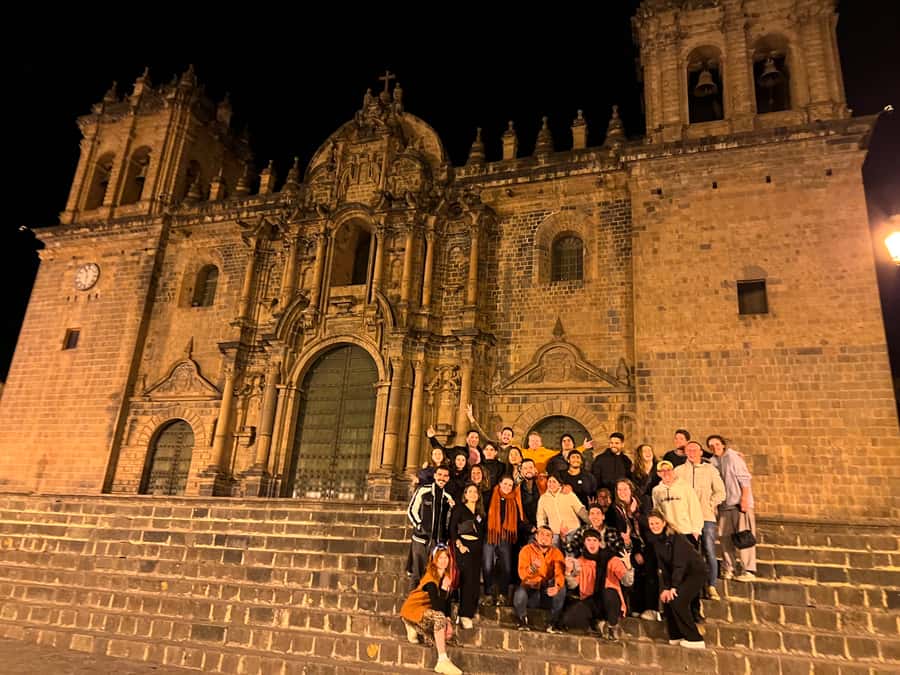 Cusco: Pub Crawl with Skip-the-Line Access and Drinks - Getting grouped up, icebreakers, and that first-restobar view