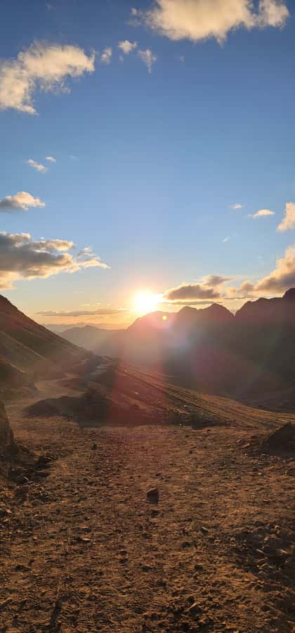 Cusco: Rainbow Mountain Tour at Sunset Without the Crowds - Packing and body tips for a smoother sunset hike
