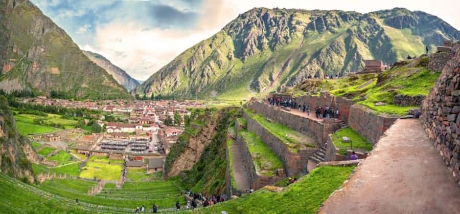 Cusco: Sacred Valley and Salt Mines Ending in Ollantaytambo - Moray’s circular terraces: Experimental agriculture with a science-meets-spiritual vibe