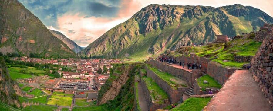 Cusco: Sacred Valley and Salt Mines Ending in Ollantaytambo - Maras Salt Mines: 4,000+ wells and a process you can actually picture